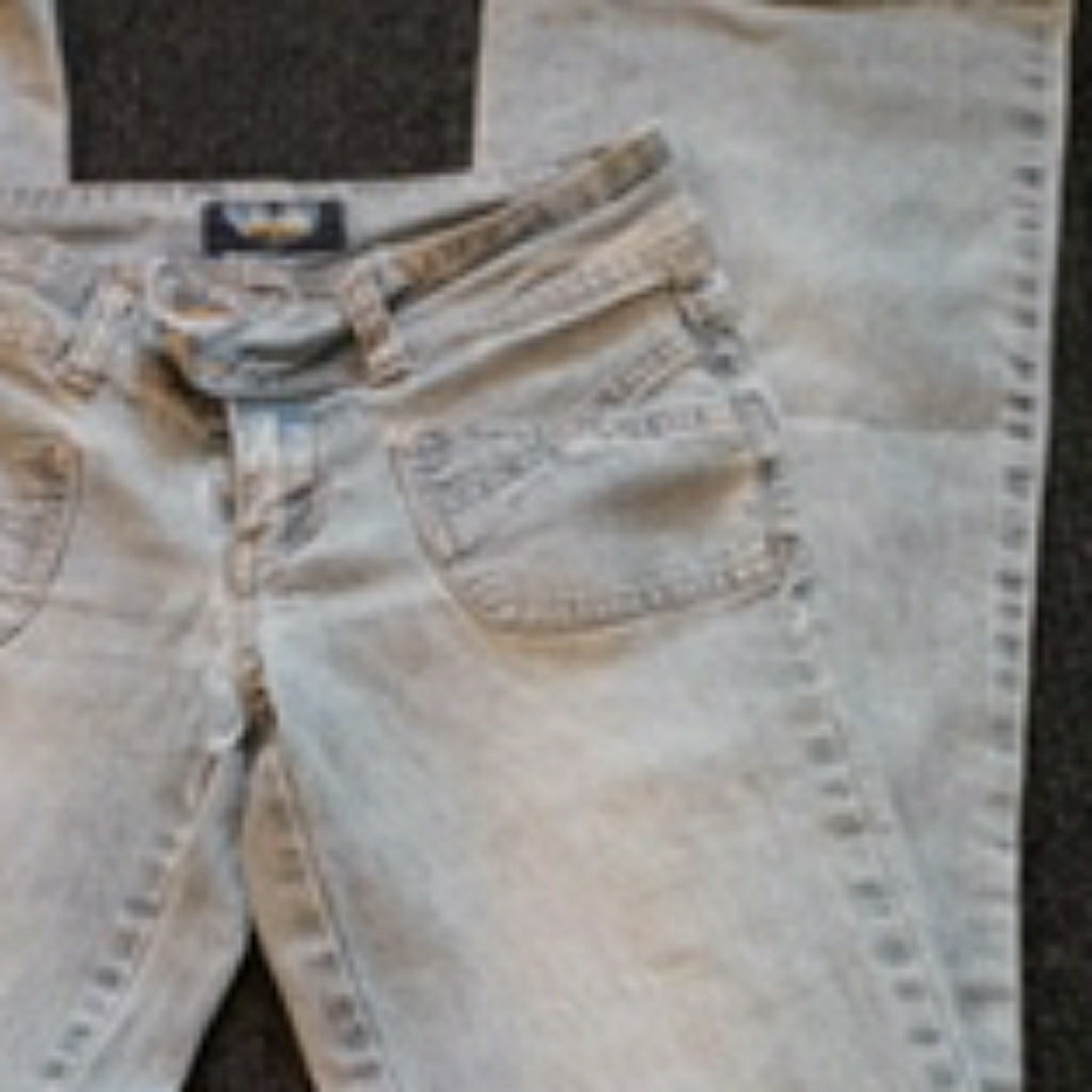 Angle jeans
